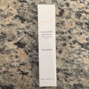 Monat be clarified Spot Treatment acne cream